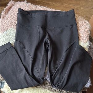 Lululemon capris leggings